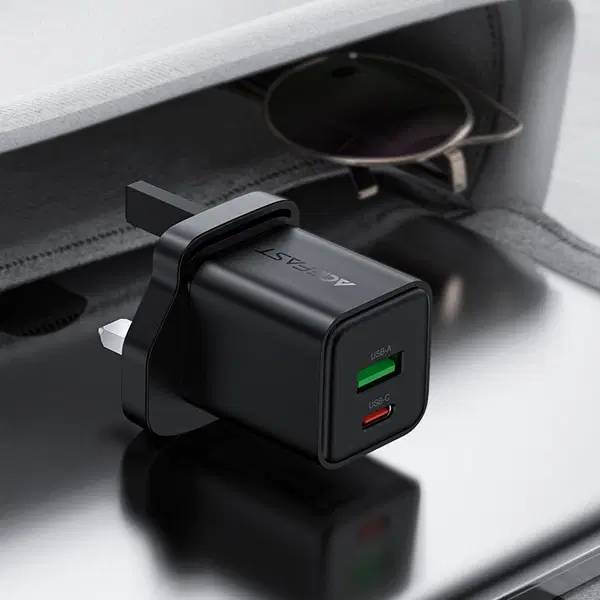 Acefast A99 PD30W GaN (USB-C+USB-A) charger (UK) ,  - Hover
